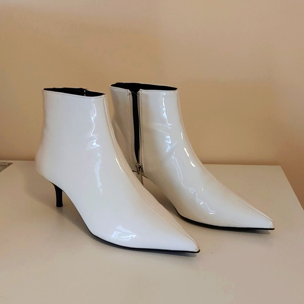 Zara white booties
